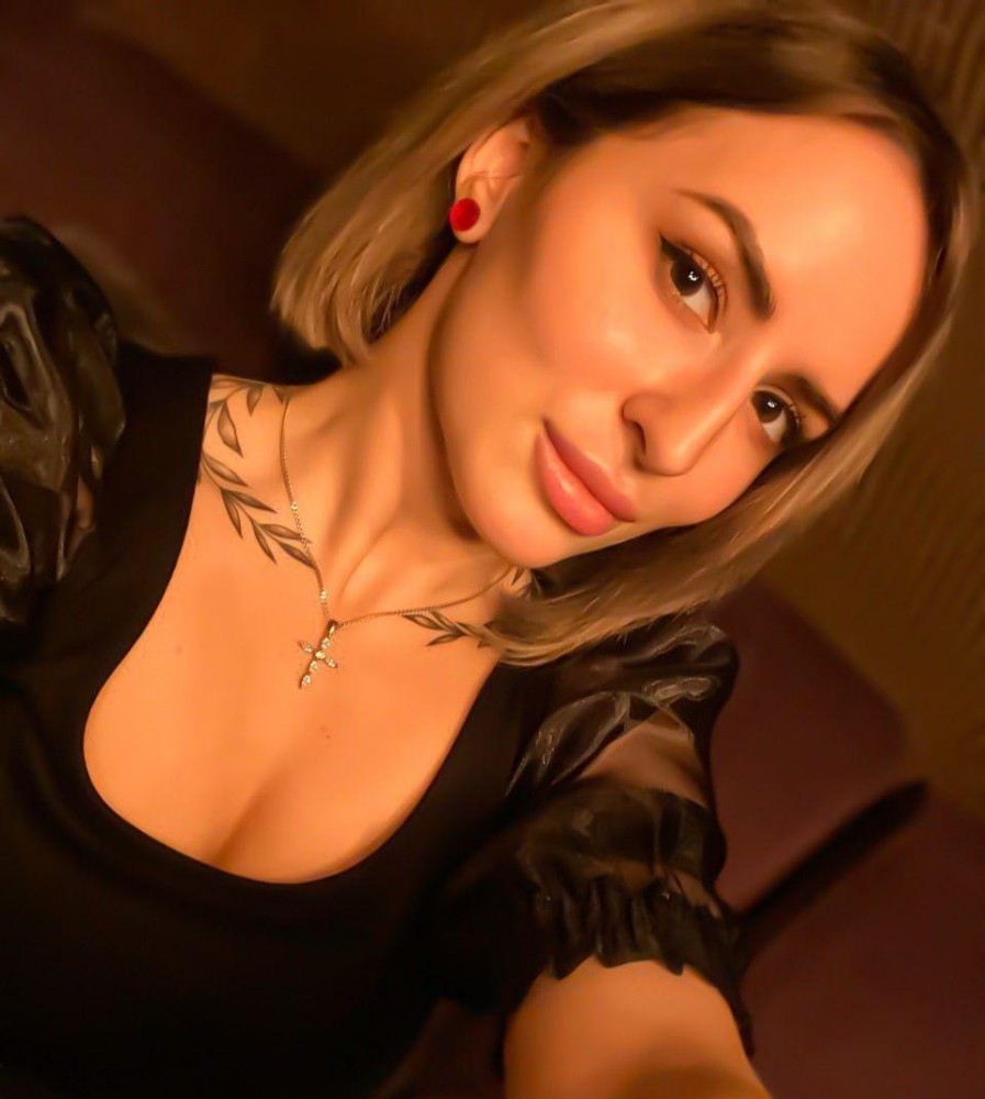 Индивидуалка Карина фото № 2 в городе Сальск