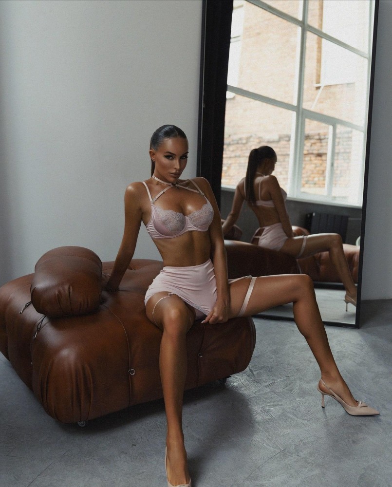 Индивидуалка ОКСАНА фото № 2 в городе Сальск