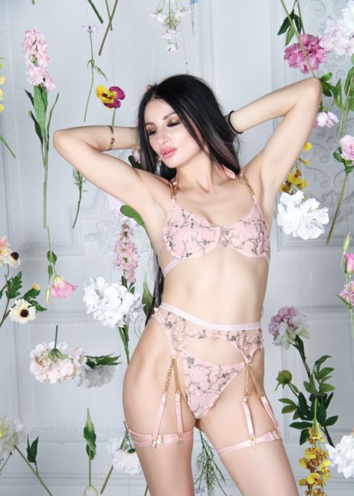 Индивидуалка Камила фото № 2 в городе Сальск